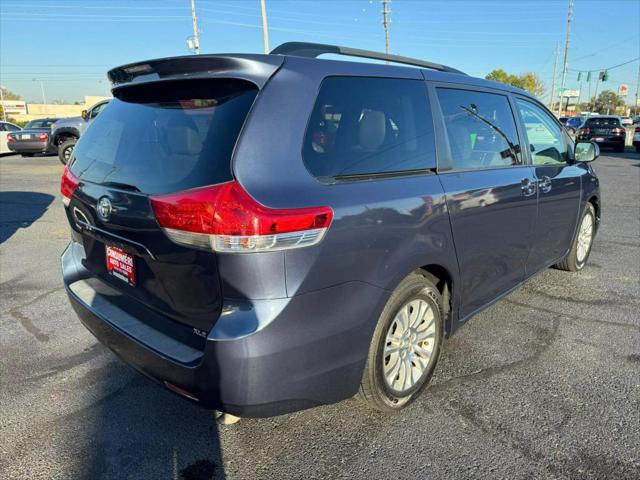 2014 toyota sienna xle