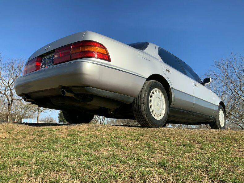 1991 lexus ls 400 luxury sedan 4dr sedan 62341 miles silvermist metallic sedan 4