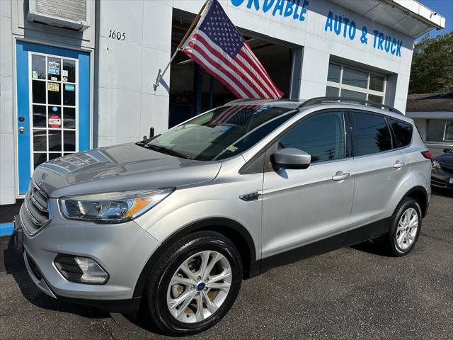 2018 ford escape se