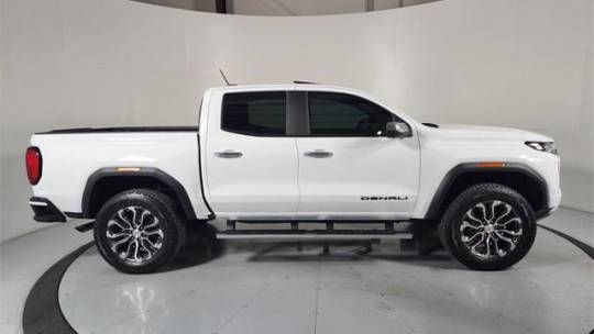 2024 GMC Canyon