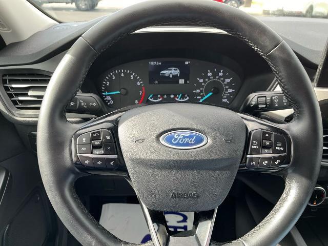 2022 ford escape sel