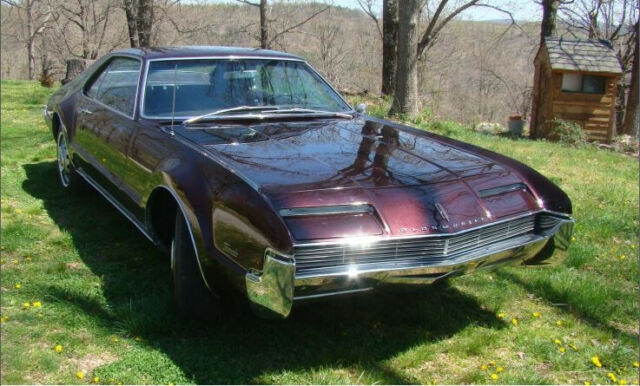 1966 oldsmobile toronado gas 8-cylinder 3-speed automatic rwd arkansas c84408