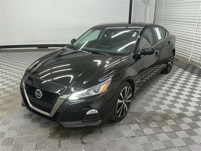 2022 nissan altima sr fwd