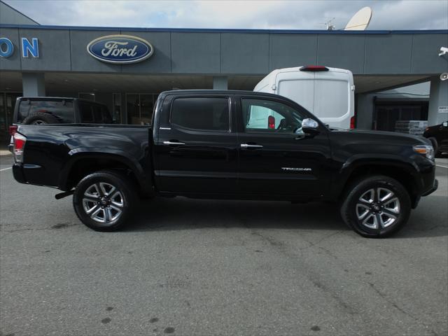 2017 toyota tacoma limited