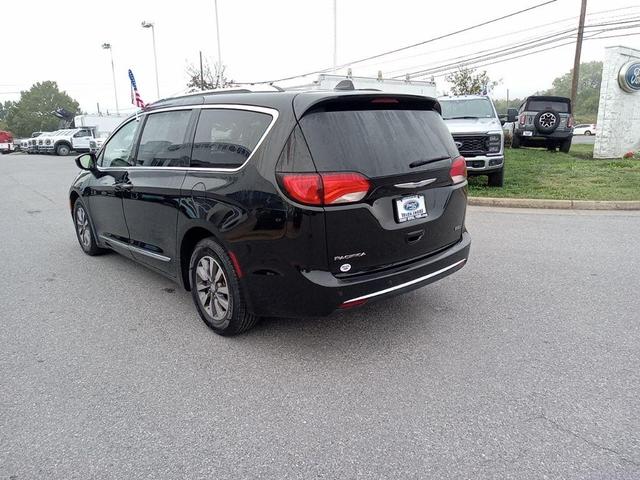 2020 chrysler pacifica touring-l plus