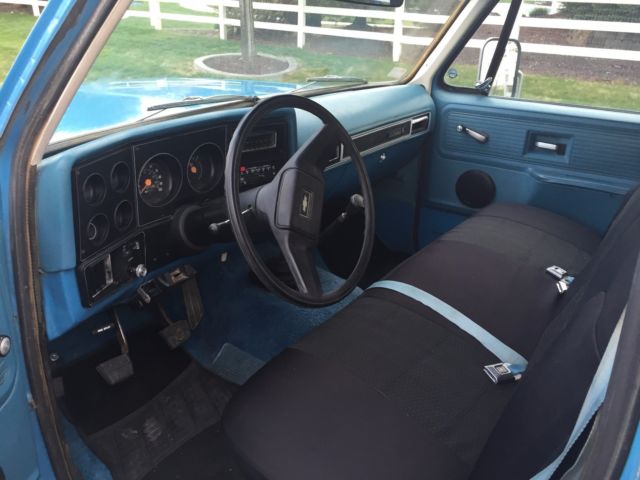 1978 chevy suburban, one owner, low miles, loaded and original!