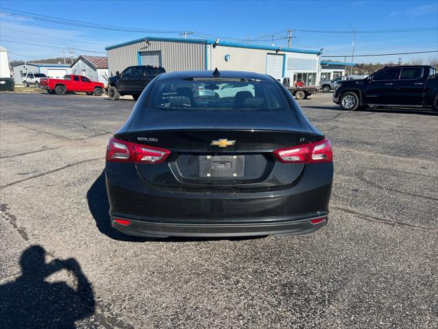 2022 chevrolet malibu fwd lt