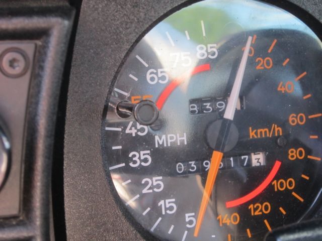 1982 camaro pace car very rare j65 4 wheel disc brake 39,000 miles