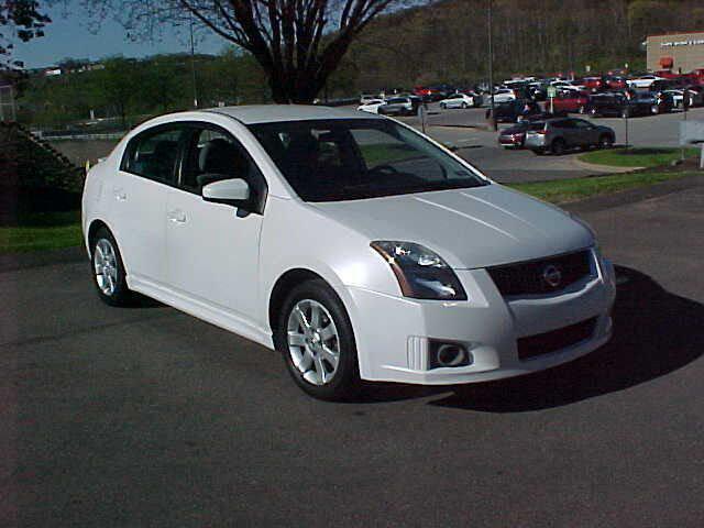 2010 nissan sentra 2.0 sr