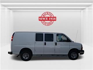 2022 Chevrolet Express 2500
