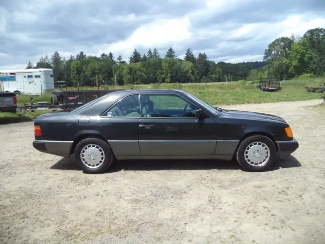 1990 mercedes 300ce 2dr.rust free,adult owned,very clean nice original classic