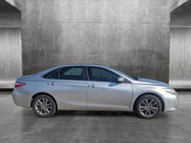 2015 toyota camry se