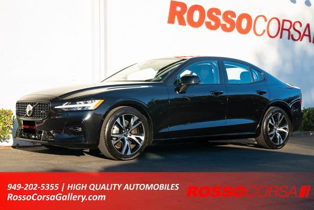 2024 volvo s60 b5 plus dark theme