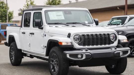 2024 Jeep Gladiator
