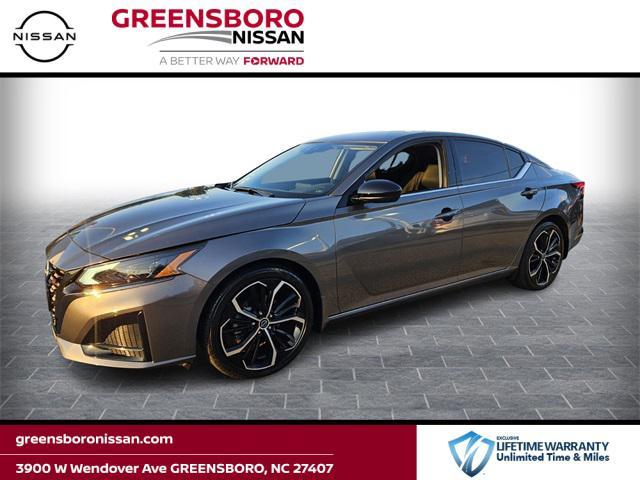 2023 nissan altima sr fwd