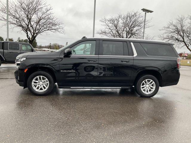 2023 chevrolet suburban lt