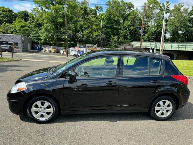 2012 nissan versa 1.8 sl
