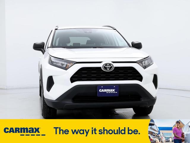 2021 toyota rav4 le