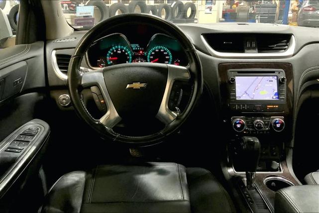 2017 chevrolet traverse 2lt