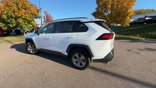 2024 toyota rav4 hybrid xle