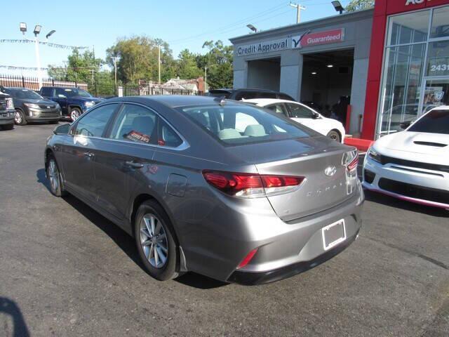 2018 hyundai sonata se