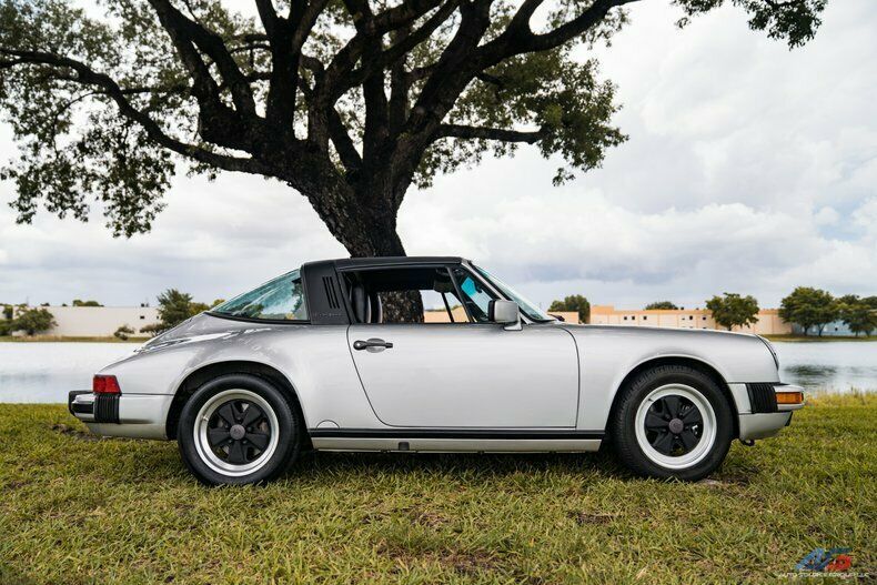 1988 porsche 911 carrera 54,450 miles silver flat 6 cylinder engine 3.2l/193 5
