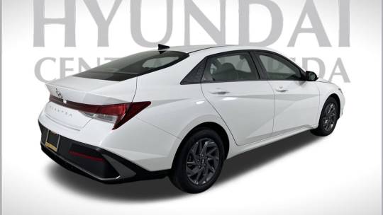 2024 Hyundai Elantra