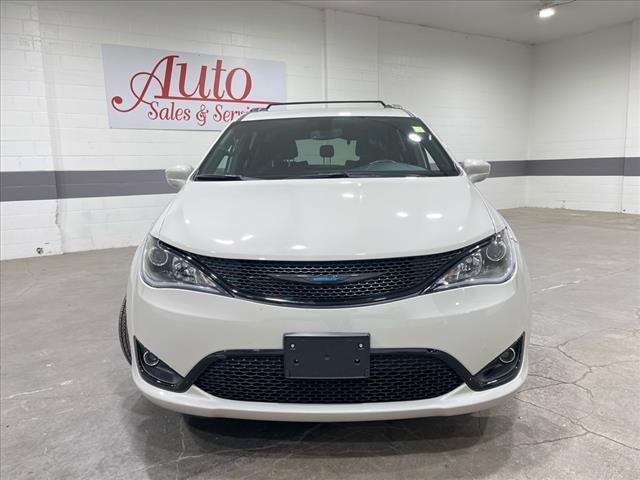 2020 chrysler pacifica hybrid touring l