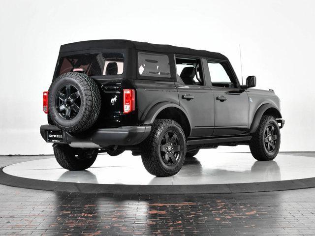 2022 ford bronco black diamond