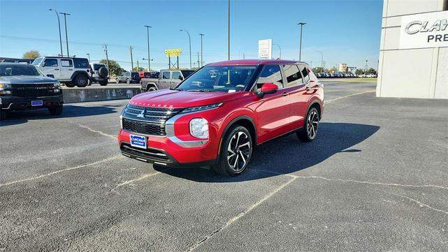 2022 mitsubishi outlander es