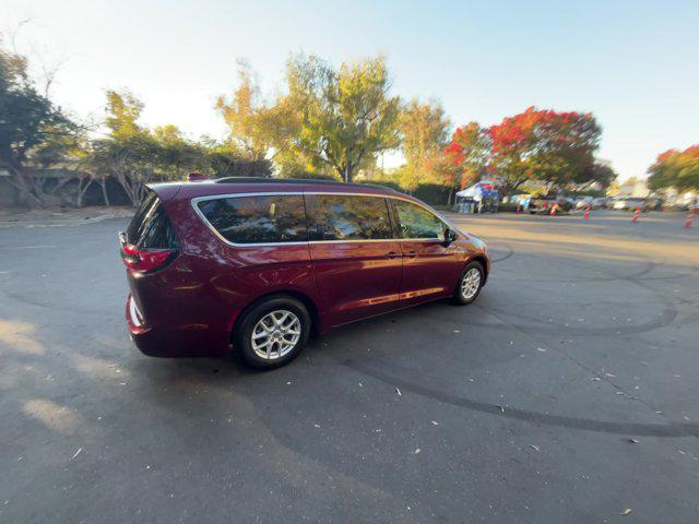 2022 chrysler pacifica touring l