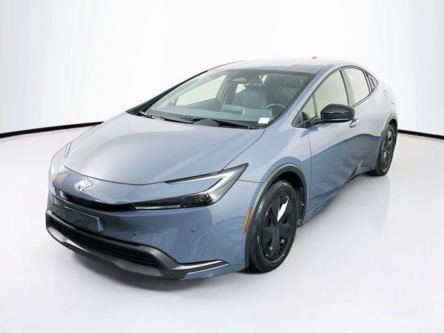2024 toyota prius le
