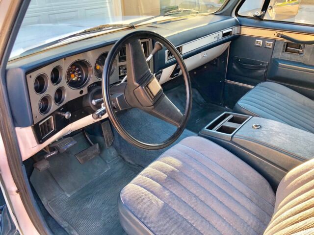1986 chevrolet suburban 86k miles