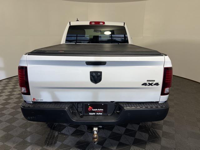 2022 ram 1500 classic warlock quad cab 4x4 6'4' box