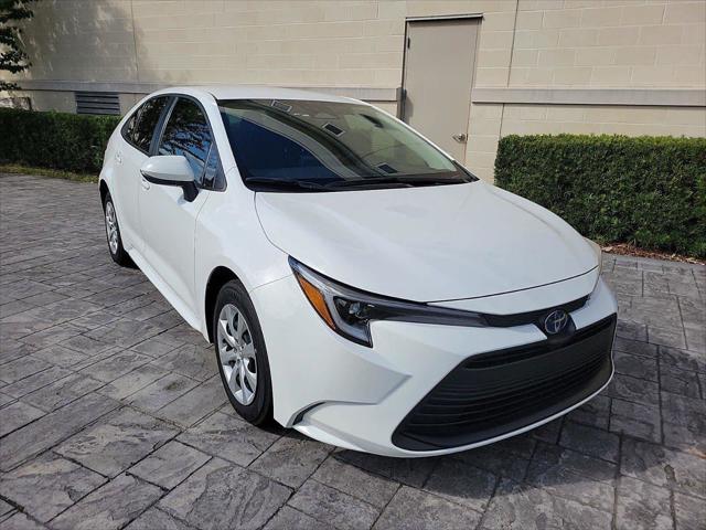 2023 toyota corolla hybrid se