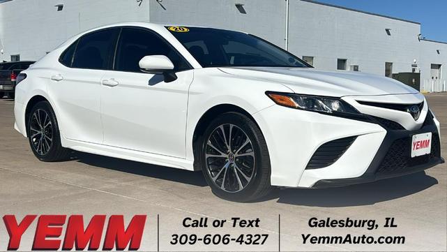 2020 toyota camry se
