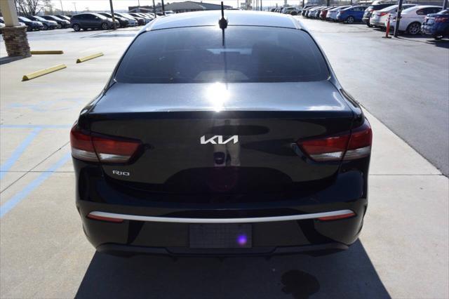 2022 kia rio s