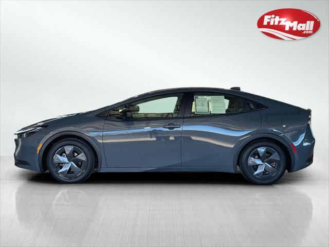2023 toyota prius le