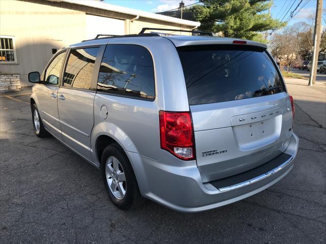 2012 dodge grand caravan sxt