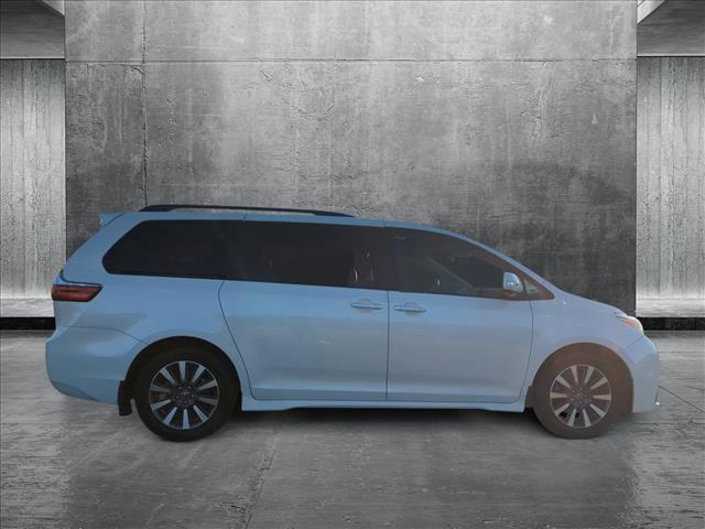 2020 toyota sienna limited premium