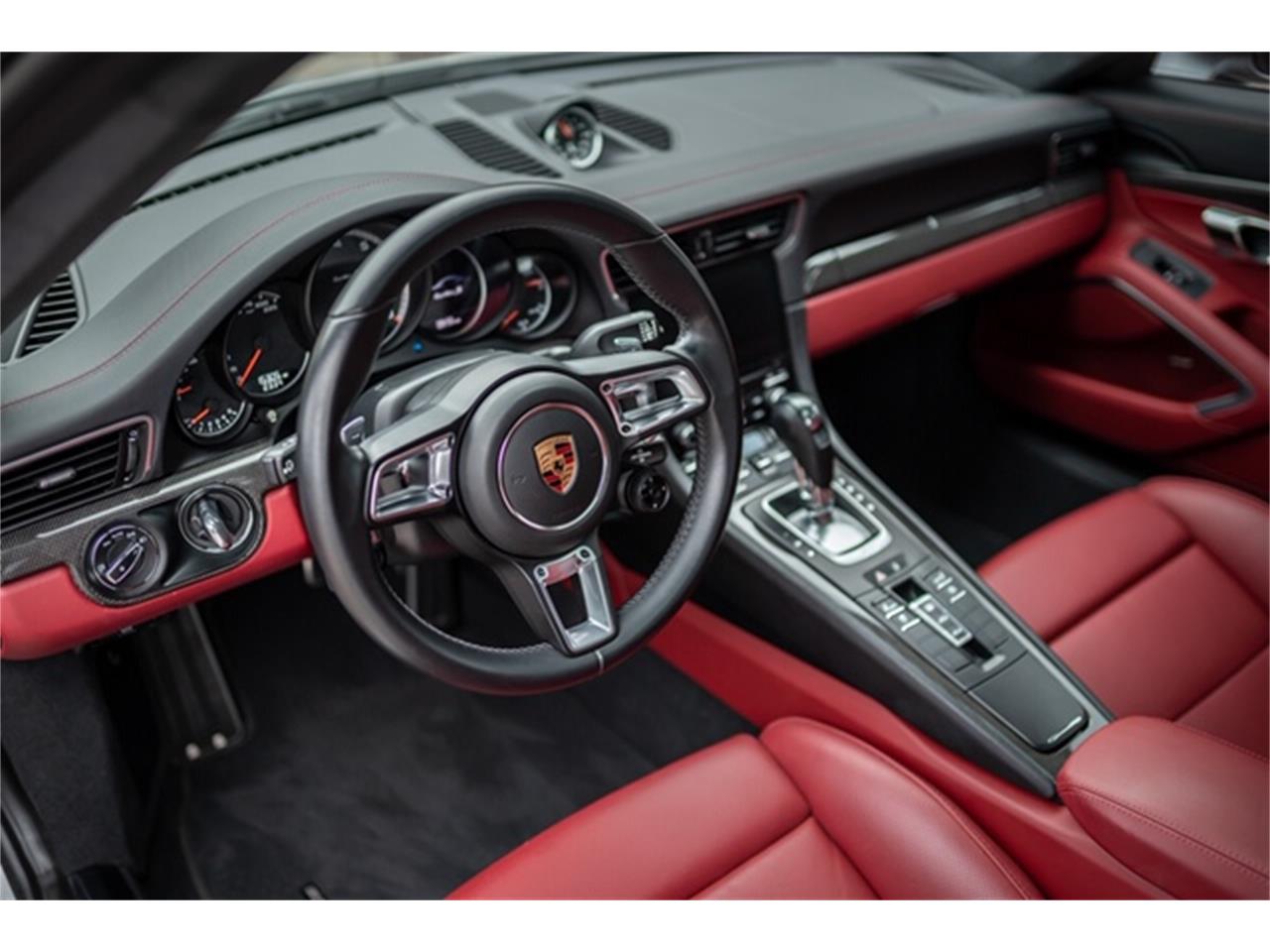 2017 porsche 911 turbo s
