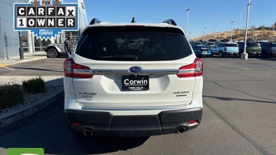 2022 subaru ascent limited 8-passenger