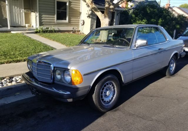 300cd mercedes diesel 1980 low miles 105k *mint* one owner