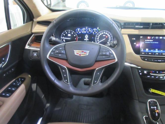 used 2017 cadillac xt5 awd platinum green bay, wi 54303 for sale in green bay, wisconsin
