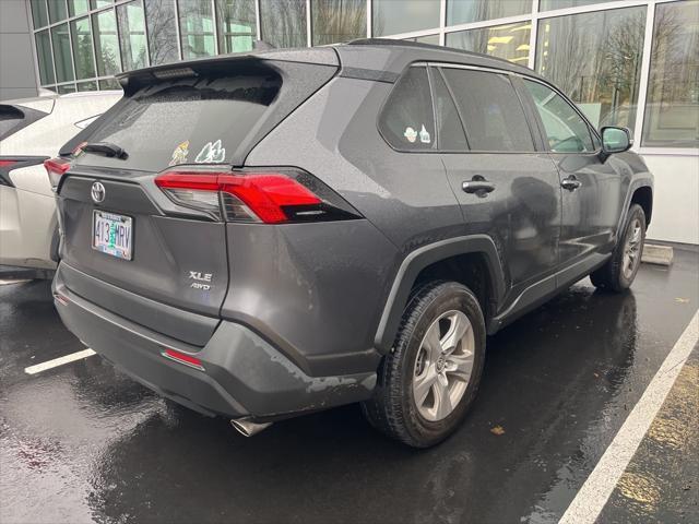 2022 toyota rav4 xle