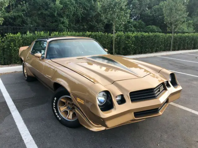 own a piece of american history! fully restored in â€˜09, only 1 owner, runs great