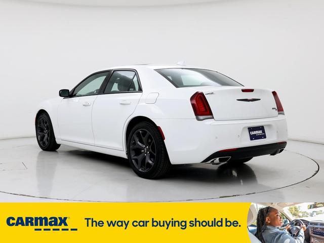 2023 chrysler 300 s
