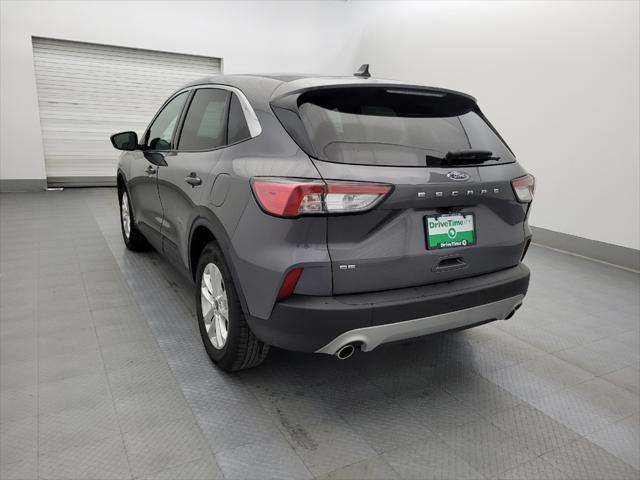 2021 ford escape se