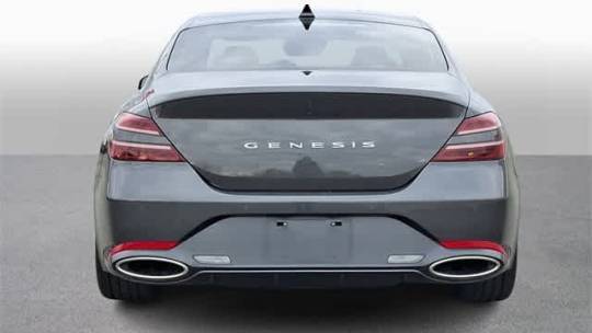 2022 Genesis G70