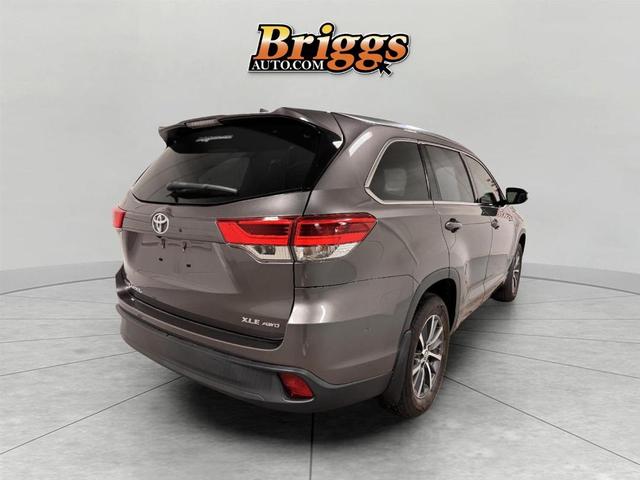 2017 toyota highlander xle